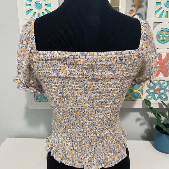 Top - Picture 4 of 7